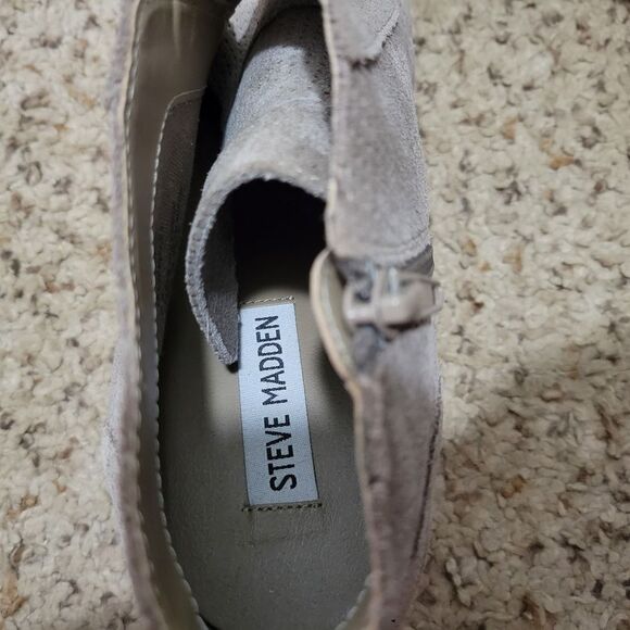 Steve Madden Taupe Wavery Suede Wedge Zipper Closure Sneakers Size 9.5 - Picture 7 of 7